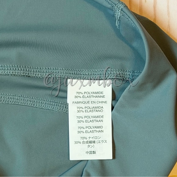 NWT Vuori Stride Legging Iron Size Medium - Picture 7 of 11